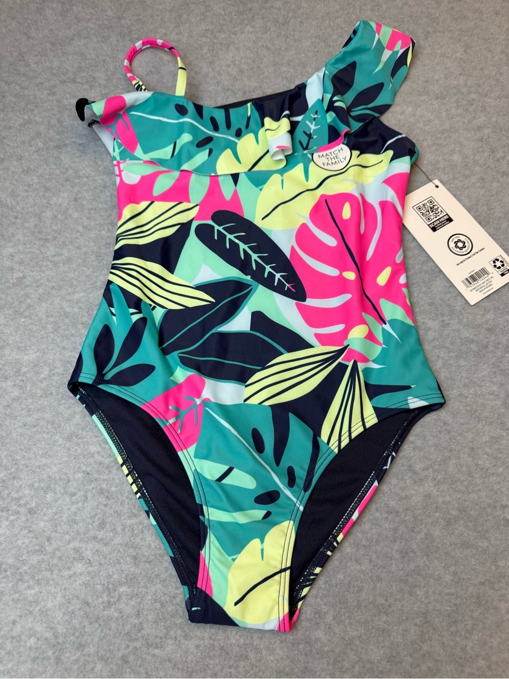 Members Mark Girls' Tropical Leaf One-Piece Swimsuit - Green & Pink Size Medium